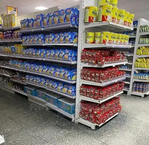 Single Supermarket Shelf