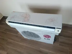 1.5HP LG Air Conditioner, Sleek Glass Design