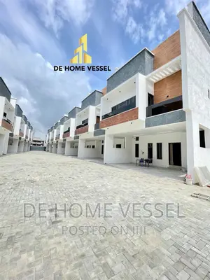 4bdrm Townhouse/Terrace in Ikate for sale