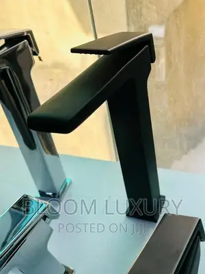 Unique Countertop Wash Hand Basin Faucet