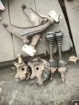 Tokunbor Low Arm and Underneathfor Freelander and Rover 75