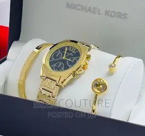 Original MICHAEL KORS Gold Chain Available in Store