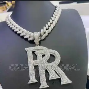 Luxury Neck Chain and Pendant