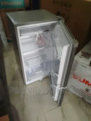 Brand New LG Gc 131 Top Freezer Refrigerator With Shelves