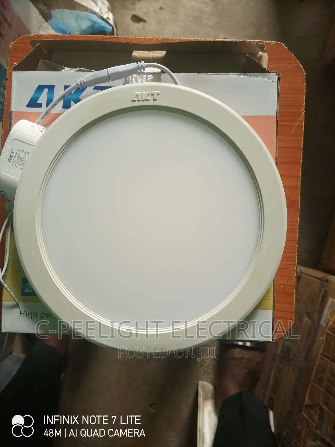 18watts Pop Light AKT