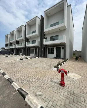 4bdrm Duplex in Jabi Water Front for sale