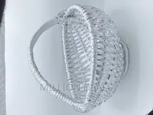 Straw Classic Fruits Silver Basket