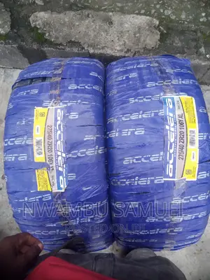 275/40r20 Accelera Tyre