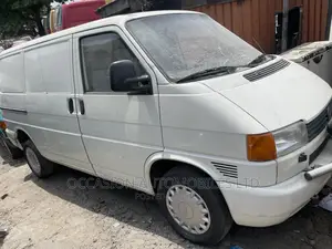 Volkswagen Transporter 2003 White
