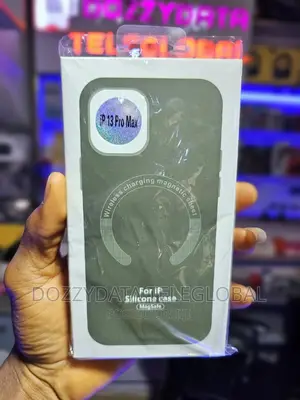 iPhone 13 Pro Max Silicone Magnetic Case