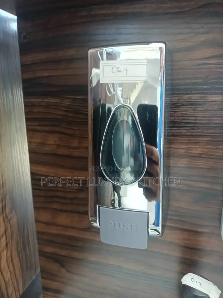 Manuel Soap Dispenser