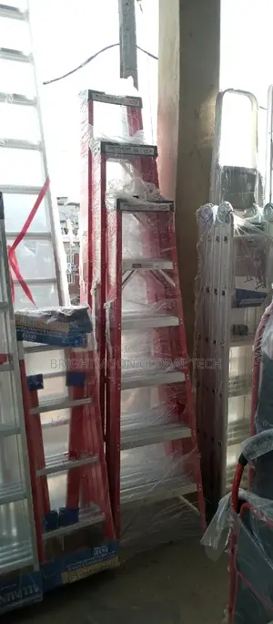 9ft Side Ladder