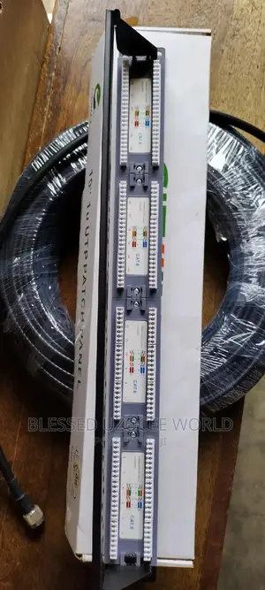 24 Ports Cat6 UTP Patch Panel for Networking Installation