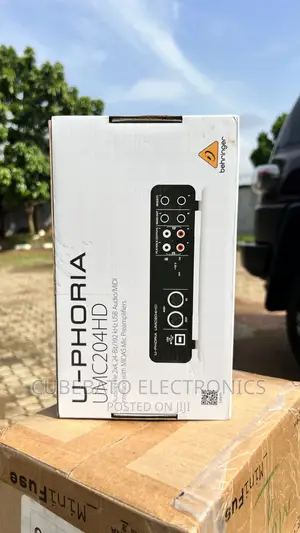 Behringer Umc204hd Soundcard