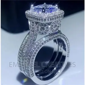 Unique Engagement/Wedding Ring