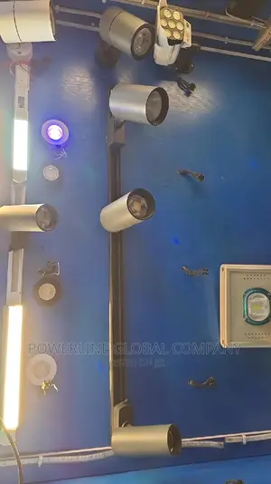 Track Light for Business Centres/ Home's/ Restaurants