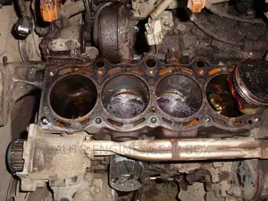 Tokunbo Half Engine / Empty Block and Piston for Cars