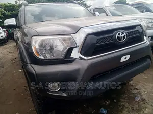 Toyota Tacoma 2013 Gray