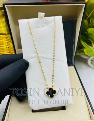 Ladies' Fashion Necklace