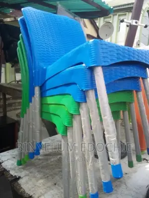 Plastic Chair With Metal Legs