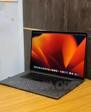 Laptop Apple MacBook Pro 2019 16GB Intel Core I7 SSD 512GB