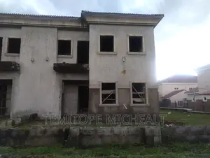 4bdrm Duplex in After Brain And, Life Camp for sale