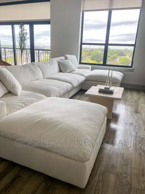 High Quality U-Shaped Sofa Chair.