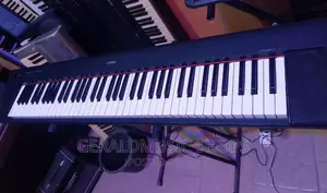 UK Used Yamaha NP-31 Keyboard