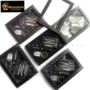 Corporate Gift Set / Souvenirs / Keyholder Cardholder Pen