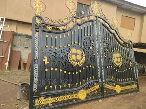 Standard Royal Black/Gold Gate For Sale