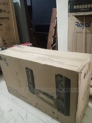 New LG DVD Home Theater System LHD687BG