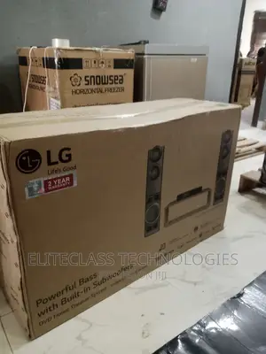 New LG DVD 1200 Watts Home Theater System LHD687BG