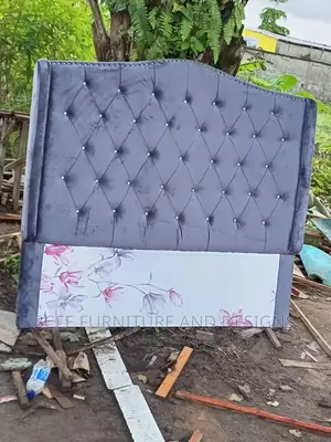Bedframe Gray Velvet 6 by 6 , 4 and Half by 6