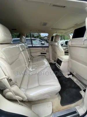 Lexus LX 570 AWD 2015 Gray