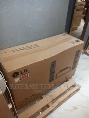 Durable Original LG DVD Home Theater System LHD687BG