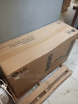 LG DVD Home Theater System LHD687BG With Bluetooth 1200watts