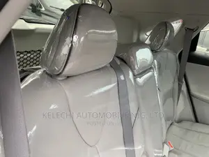 Toyota Venza AWD 2010 Silver