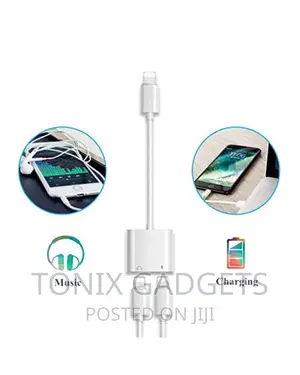 2-in-1 Lightning Switch Jack - Charging + Audio Listener