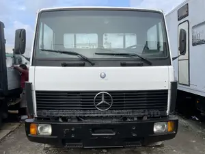 Mercedes Benz Heavy Duty Truck