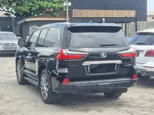 Lexus LX 2016 Black