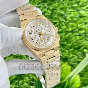 Original Cartier Mechanical Gold Chain Available in Store