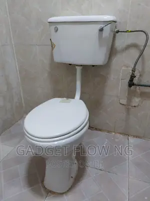 Twyford Toilet (Used)