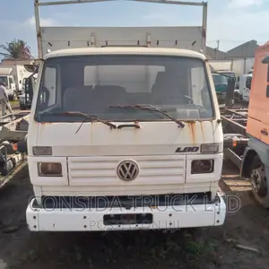 Volkswagen LT55 L80 White 1998