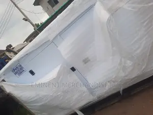 Original England Perkins Soundproof 250kva