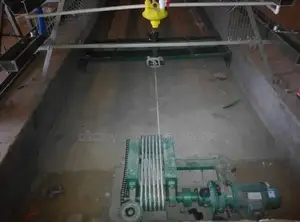 Poultry Cage Manure Scrapper Machine With 3 Blade
