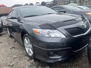 Toyota Camry 2008 Gray