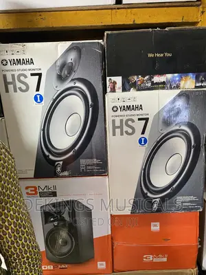 Yamaha HS7 Powered Studio Monitor Speakers – Pair