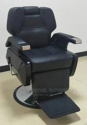 Classic Luxury Barbing Chairs