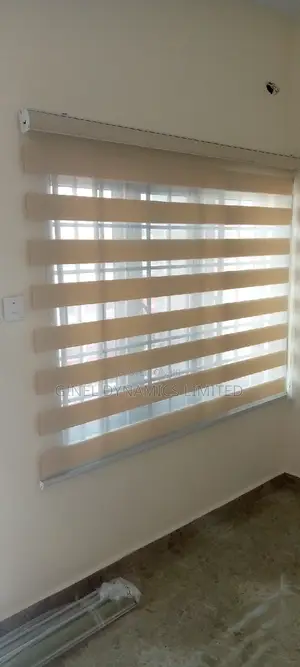High Quality Window Blind (Free Delivery)