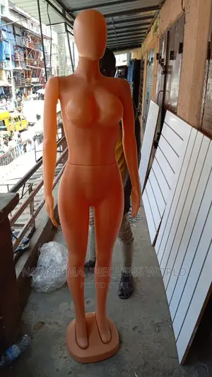 Female Plastic Size 10 Detachable Waist Faceless Mannequin